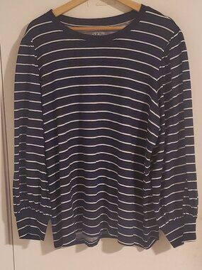 24/7 Maurices Blue/White Striped Balloon Sleeved Top Women's Size XXL